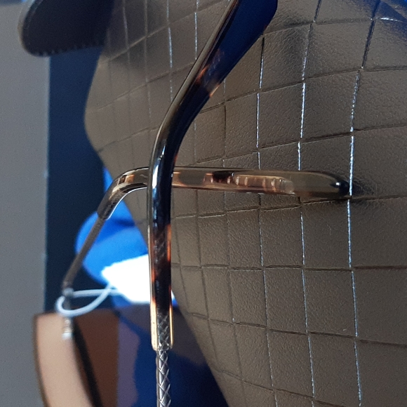 Bottega Veneta Cat eye sunglasses - Picture 8 of 13